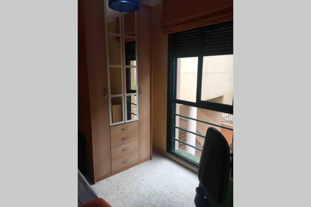 Confortable-tranquilo apartamento junto al centro Málaga Exterior foto